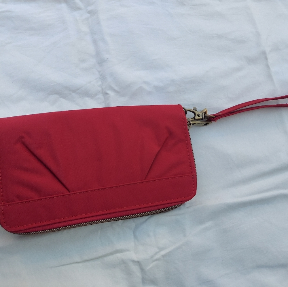 Red Travelon AntiTheft Wallet